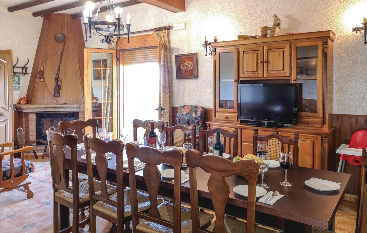 Pet Friendly Home In Olvera With Kitchen 外观 照片