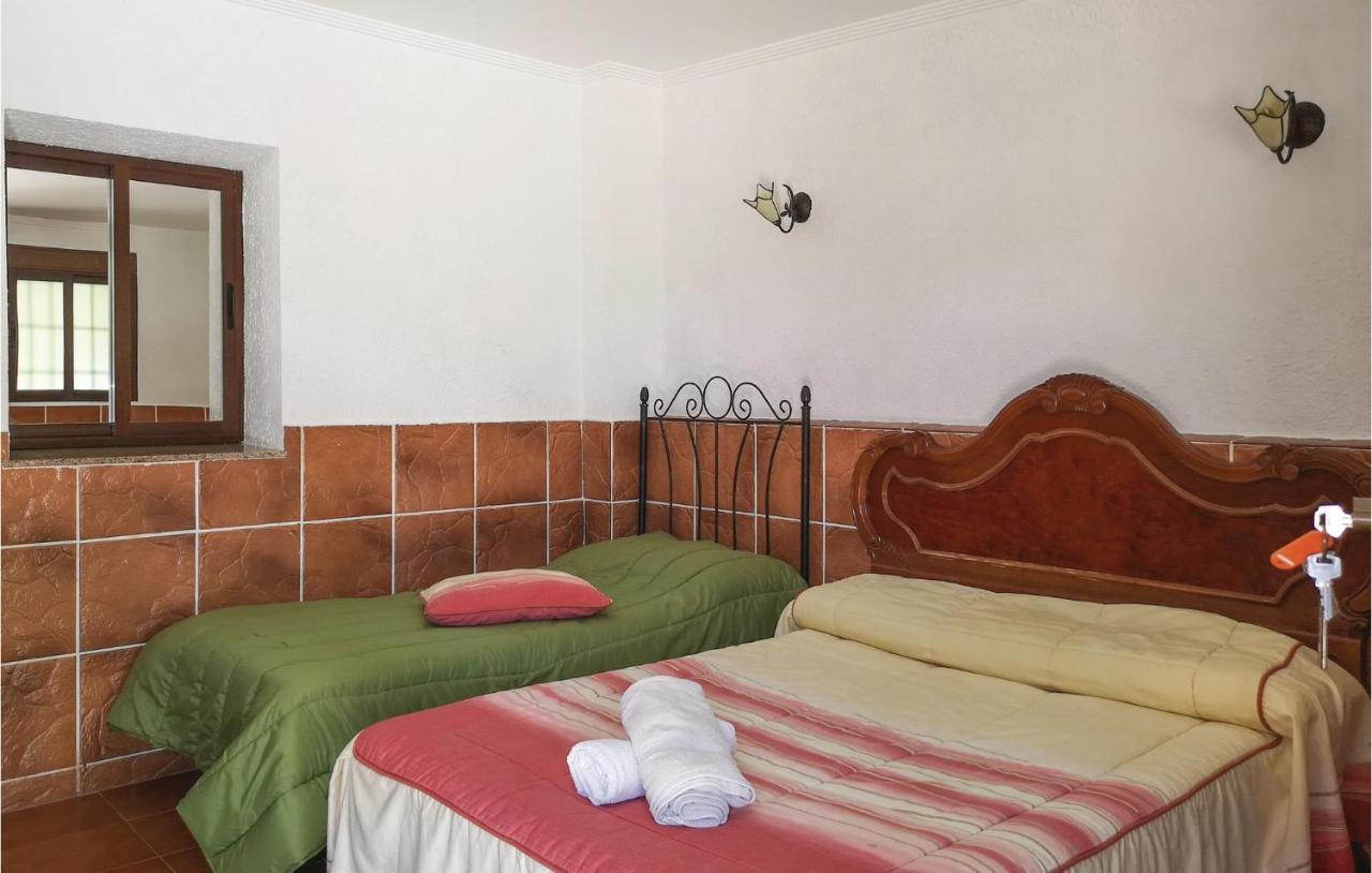 Pet Friendly Home In Olvera With Kitchen 外观 照片