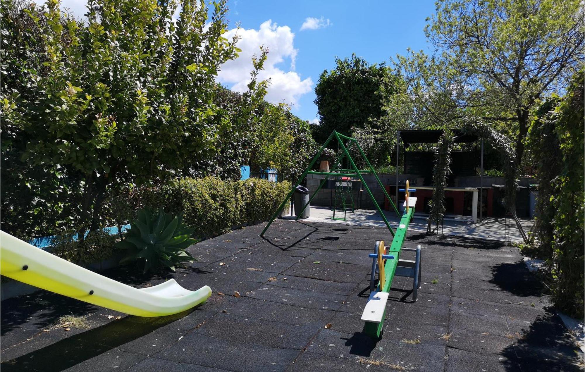 Pet Friendly Home In Olvera With Kitchen 外观 照片